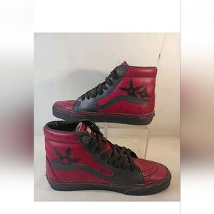 VANS x Marvel SK8 High Sneakers Deadpool Edition M6.5 W8 Red Leather GREAT